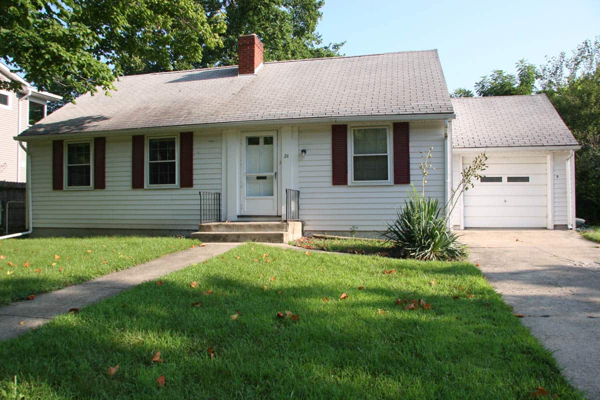 24 Linden Ave